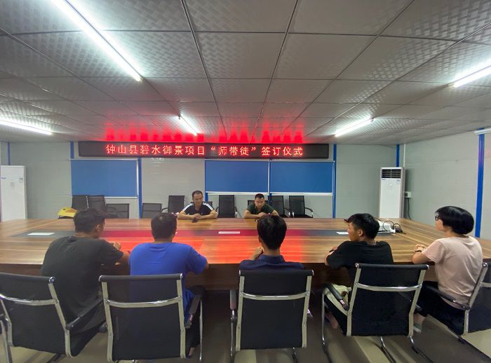 1597281736141230.jpg 仪式现场。韦秀丽 摄.jpg