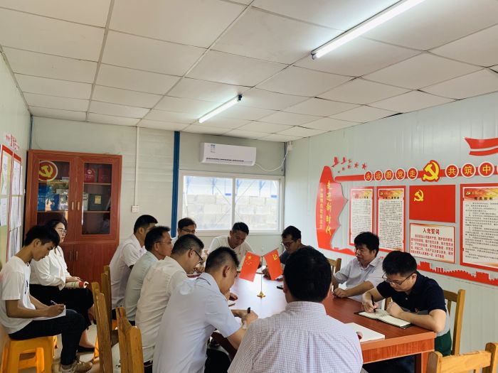 18座谈会现场。黄琛晗摄.jpg