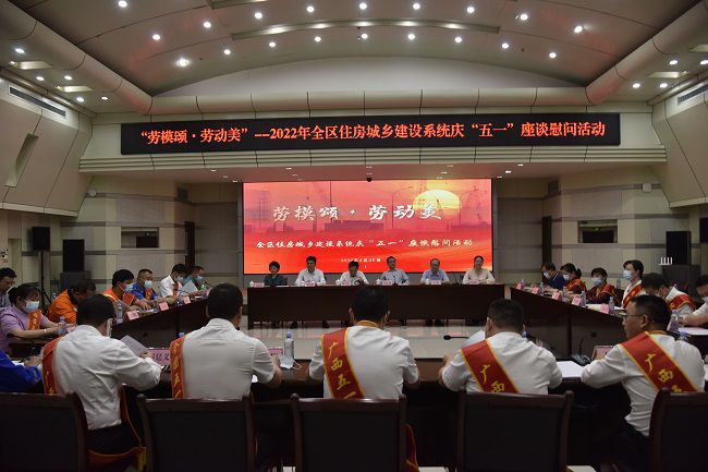 活动现场（修图）.jpg
