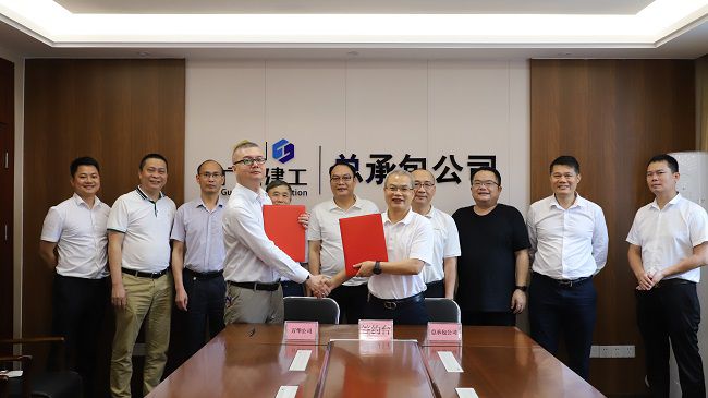 签约成功（修图）.jpg