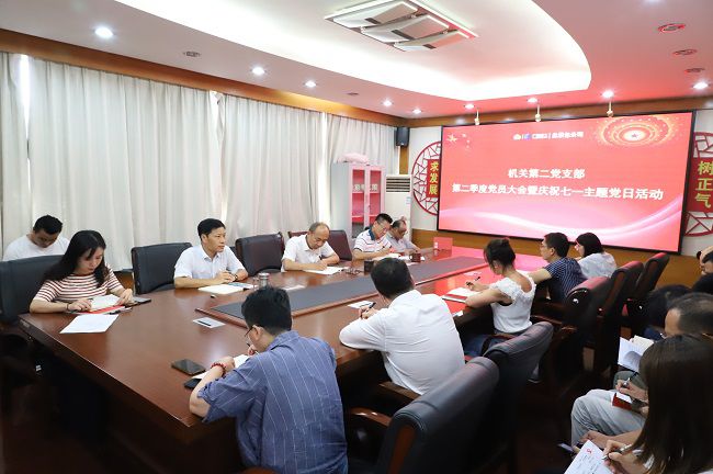 学习现场（修图）.jpg