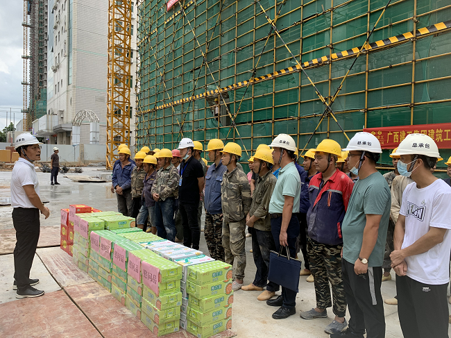 曾劲松讲话。蔡怡灵 摄（修图）.png