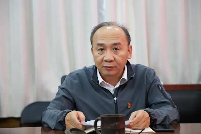 陆烜讲话。侯健杰摄（修图）.jpg