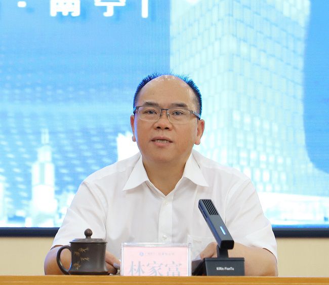 林家富讲话 修图.jpg